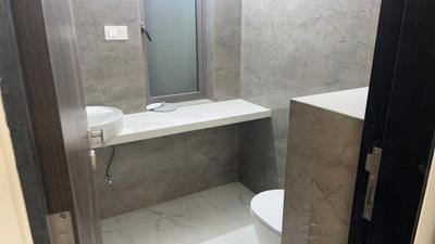 Image of 1600 Sq.ft 3 BHK Apartment / Flat for sale in Juhu, Mumbai for Rs. 75000000