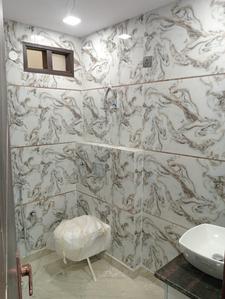 Bathroom Image of 850 Sq.ft 2 BHK Builder Floor for sale in Shalimar Bagh New Delhi for Rs. 11000000