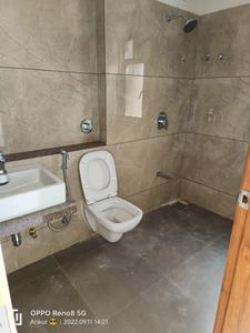 Bathroom Image of 2230 Sq.ft 3 BHK Apartment / Flat for sale in Shilp Shaligram, Vastrapur Ahmedabad for Rs. 23000000