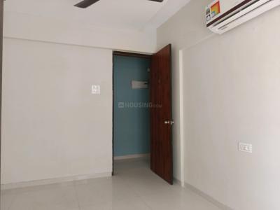Bedroom Image of 1000 Sq.ft 2 BHK Apartment / Flat for rent in Sai Proviso Leisure Town, Hadapsar Pune for Rs. 33000