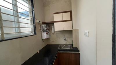 Kitchen Image of 300 Sq.ft 1 RK Apartment / Flat for rent in Scheme No 113 Indore for Rs. 14500