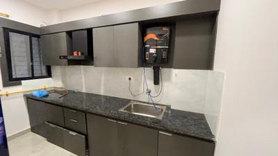 Kitchen Image of 1500 Sq.ft 1 RK Apartment / Flat for rent in Mahalakshmi Nagar Indore for Rs. 16000