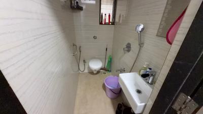 Image of 725 Sq.ft 3 BHK Apartment / Flat for rent in Hubtown Harmony, Matunga East, Mumbai for Rs. 90000
