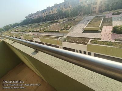 Balcony Image of 1500 Sq.ft 2 BHK Apartment / Flat for rent in DDA Flats, Bakkarwala New Delhi for Rs. 20000