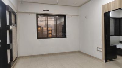 Living Room Image of 575 Sq.ft 1 BHK Apartment / Flat for rent in Sugee Sadan, Dadar West Mumbai for Rs. 70000