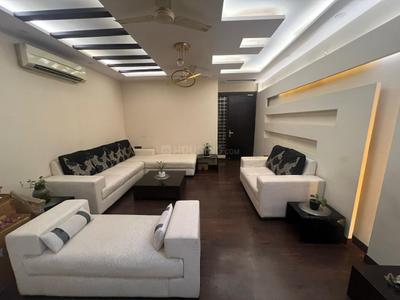Bedroom Image of 2000 Sq.ft 3 BHK Builder Floor for sale in Kirti Nagar New Delhi for Rs. 30000000