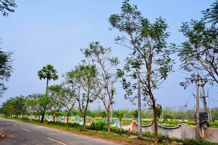 LUCKY TOWNSHIP BHOGAPURAM VIZAG Main Image 1