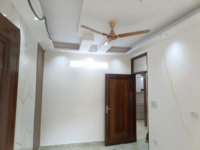 Bedroom Image of 850 Sq.ft 3 BHK Builder Floor for sale in Laxmi Nagar New Delhi for Rs. 7500000