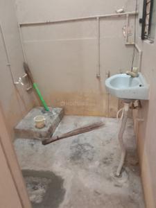 Bathroom Image of 650 Sq.ft 2 BHK Builder Floor for rent in Hebbal 2nd Stage Mysore for Rs. 9500