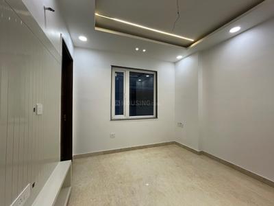 Bedroom Image of 900 Sq.ft 3 BHK Builder Floor for sale in  Shalimar Bagh BH West Block RWA, Shalimar Bagh New Delhi for Rs. 18000000
