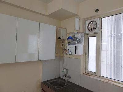 Kitchen Image of 698 Sq.ft 2 BHK Apartment / Flat for rent in Pyramid Fusion Homes, Sector 70A Gurgaon for Rs. 24000