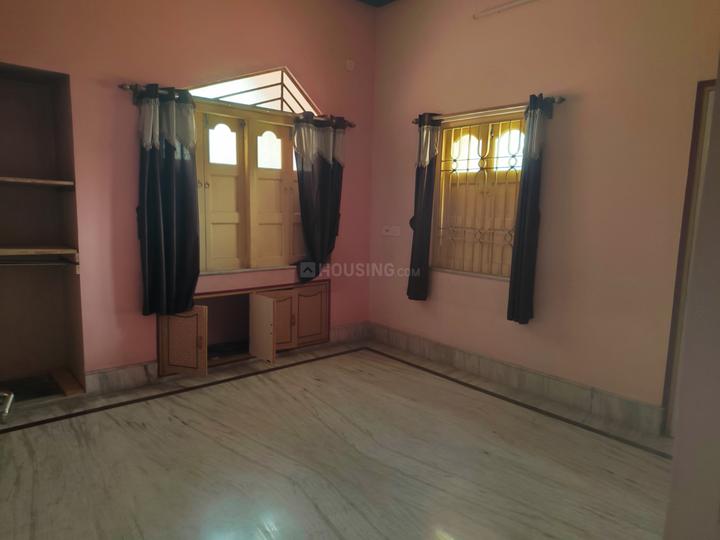 Airport 1 no near radhasree market Bedroom 1