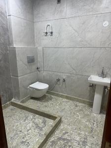 Bathroom Image of 900 Sq.ft 3 BHK Builder Floor for sale in Sector 4 Rohini New Delhi for Rs. 3800000