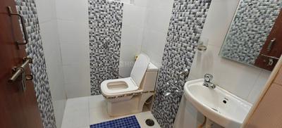 Bathroom Image of 500 Sq.ft 1 BHK Builder Floor for rent in Kalyan Nagar Bengaluru for Rs. 21100