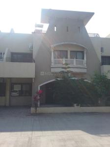 Image of 1431 Sq.ft 3 BHK Villa for rent in Raviraj Ozone Villas, Wagholi, Pune for Rs. 40000