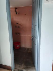 Bathroom Image of 600 Sq.ft 1.5 BHK Apartment / Flat for rent in Ganeshpur Belagavi for Rs. 6000