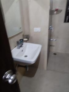 Image of 2400 Sq.ft 3 BHK Builder Floor for rent in Sector 46, Gurgaon for Rs. 45001