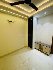 Bedroom Image of 2350 Sq.ft 3 BHK Apartment / Flat for rent in Uttam Nagar New Delhi for Rs. 19000