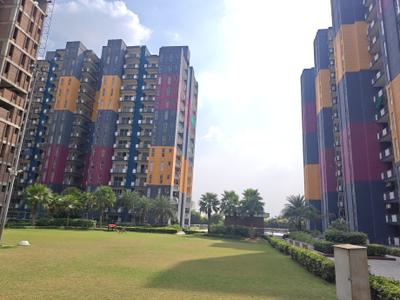 Image of 1050 Sq.ft 2 BHK Apartment / Flat for sale in Dwarkadhish The Cubix, Sector 23, Dharuhera for Rs. 5785000