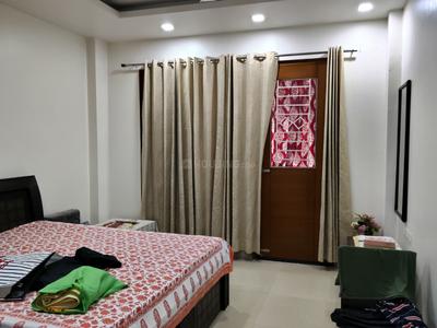 Bedroom Image of 1200 Sq.ft 3 BHK Apartment / Flat for sale in Vasant Kunj New Delhi for Rs. 14500000