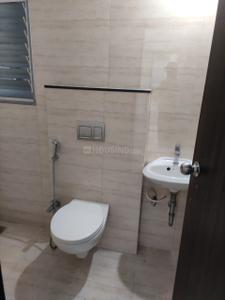 Bathroom Image of 900 Sq.ft 2 BHK Apartment / Flat for rent in Lotus Aman, Kothrud Pune for Rs. 35000