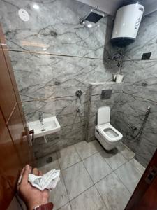 Image of 1080 Sq.ft 3 BHK Builder Floor for sale in Pul Prahlad Pur, New Delhi for Rs. 8500000