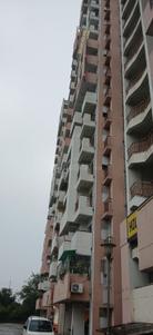 Image of 1800 Sq.ft 3 BHK Apartment / Flat for rent in Sadarpur, Ghaziabad for Rs. 15000