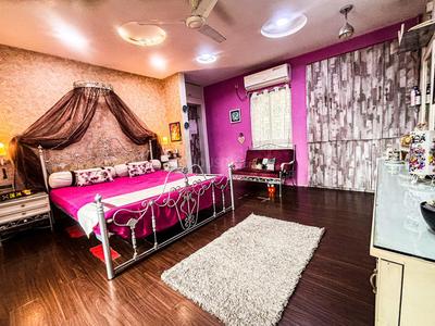 Bedroom Image of 3100 Sq.ft 4 BHK Duplex for sale in Unitech Uniworld City, New Town Kolkata for Rs. 28000000