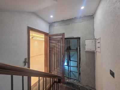 Balcony Image of 2008 Sq.ft 3 BHK Builder Floor for sale in Jakhan Dehradun for Rs. 12500000