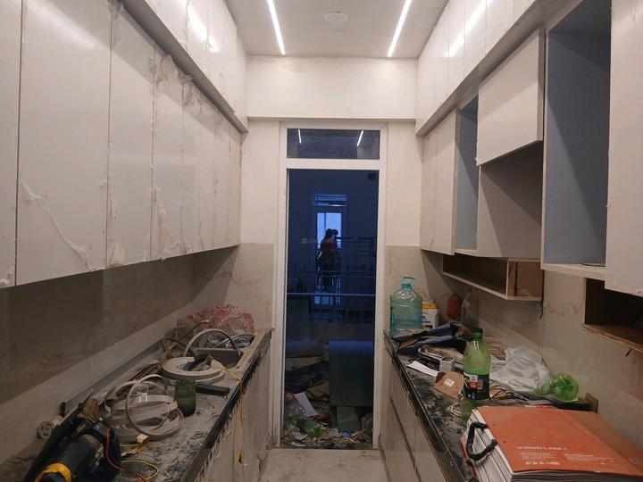 Smart World Gems Main Image 1