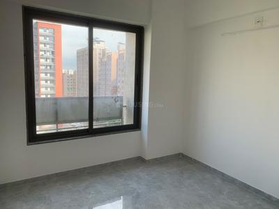 Bedroom Image of 842 Sq.ft 3 BHK Apartment / Flat for rent in Sun Crest, Bhadaj Ahmedabad for Rs. 30000