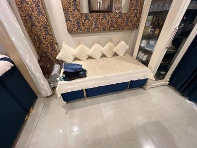 Bedroom Image of 1125 Sq.ft 3 BHK Builder Floor for sale in Vikaspuri New Delhi for Rs. 16000000