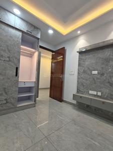 Bedroom Image of 720 Sq.ft 2 BHK Builder Floor for sale in Mukherjee Nagar New Delhi for Rs. 12000000