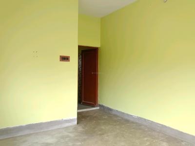 Bedroom Image of 500 Sq.ft 1 RK Independent House for rent in Paschim Putiary Kolkata for Rs. 10000