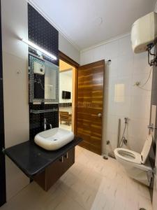 Bathroom Image of 3000 Sq.ft 3 BHK Builder Floor for rent in Sector 46 Noida for Rs. 70000