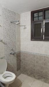 Bathroom Image of 2700 Sq.ft 4 BHK Apartment / Flat for rent in HSIIDC Sidco Aravali, Manesar Gurgaon for Rs. 40000