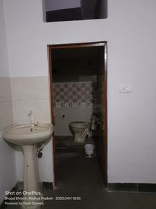 Bathroom Image of 2200 Sq.ft 4 BHK Independent House for sale in Ayodhya Bypass Bhopal for Rs. 17000000