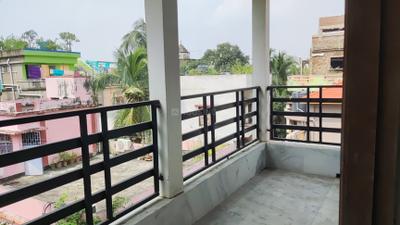 Balcony Image of 825 Sq.ft 2 BHK Apartment / Flat for sale in Airport Gate No 2 Kolkata for Rs. 4900000