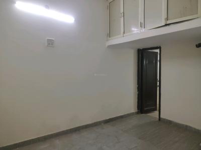 Bedroom Image of 800 Sq.ft 2 BHK Builder Floor for rent in Sector 49 Faridabad for Rs. 15000