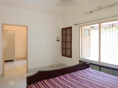 Bedroom Image of 600 Sq.ft 1 BHK Builder Floor for rent in Tollygunge Kolkata for Rs. 17000