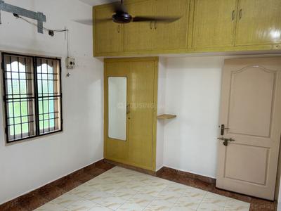 Bedroom Image of 700 Sq.ft 1 RK Independent House for rent in Perumbakkam Chennai for Rs. 10000
