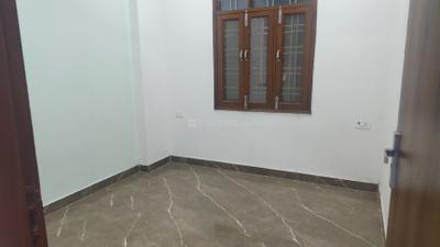 Bedroom Image of 1450 Sq.ft 3 BHK Apartment / Flat for rent in Indirapuram Ghaziabad for Rs. 32000