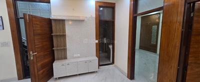 Bedroom Image of 1350 Sq.ft 3 BHK Builder Floor for sale in SVP Krishan Vihar, Pratap Vihar Ghaziabad for Rs. 12500000