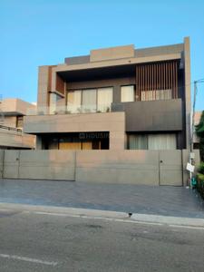 Image of 6500 Sq.ft 5 BHK Independent House for sale in Sector 4, Panchkula for Rs. 175000000