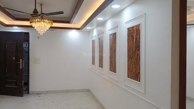 Living Room Image of 1450 Sq.ft 3 BHK Apartment / Flat for sale in Sector 73 Noida for Rs. 7200000