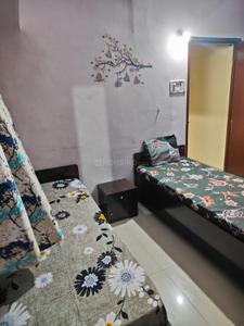 Bedroom Image of Vinayak PG in Ghorpadi, Pune