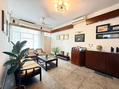 Living Room Image of 1400 Sq.ft 3 BHK Apartment / Flat for sale in Jasola New Delhi for Rs. 36500000