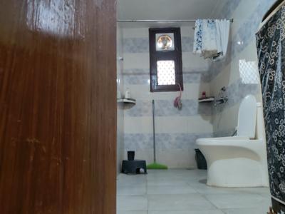 Image of 1750 Sq.ft 3.5 BHK Apartment / Flat for rent in Pathik Vihar, Sector 62, Noida for Rs. 35000