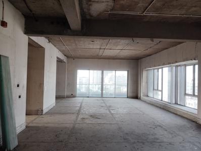 5 BHK Flat