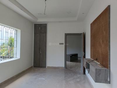 Hall Image of 15000 Sq.ft 12 BHK Independent House for rent in Ulubari Guwahati for Rs. 250000